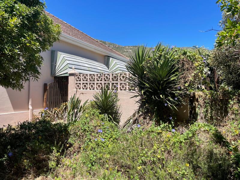 2 Bedroom Property for Sale in Fish Hoek Western Cape